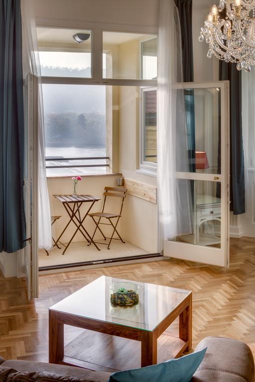 Smetanovo Nabrezi - Riverview Old Town Apartment Prága Kültér fotó